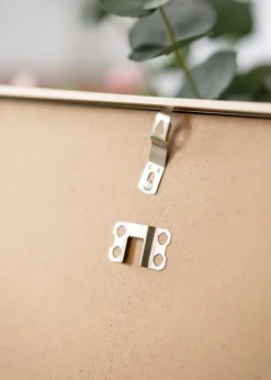 Aluminiumsramme Messing 50x70 cm - Passepartout Hvid 42x59,4 cm