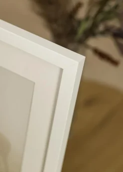 Blocky Hvid 85x115 cm - Passepartout Hvid 70x100 cm