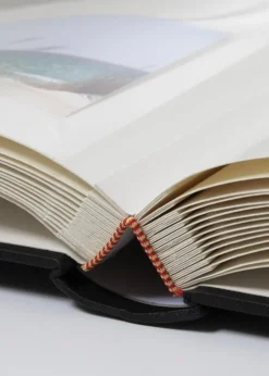 Fun Selvhæftende Turkos - 33x34 cm (50 Hvide sider / 25 blade)