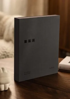 KAILA ... - Coffee Table Photo Album (60 Sorte Sider / 30 Blade)