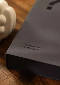 KAILA ?!! - Coffee Table Photo Album (60 Sorte Sider / 30 Blade)