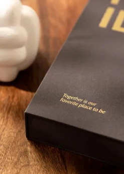 KAILA FAMILY Black - Coffee Table Photo Album (60 Sorte Sidor)