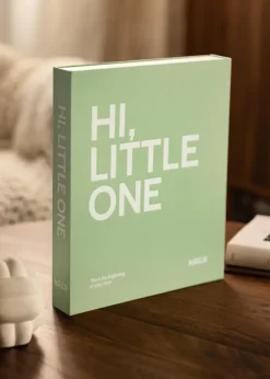 KAILA HI LITTLE ONE Mint - Coffee Table Photo Album (60 Sorte Sidere)