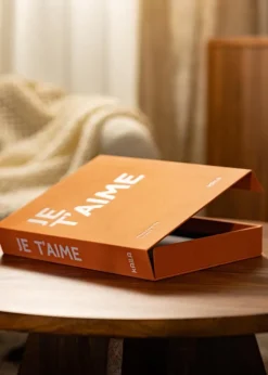 KAILA JE T'AIME - Coffee Table Photo Album (60 Sorte Sider / 30 Blade)