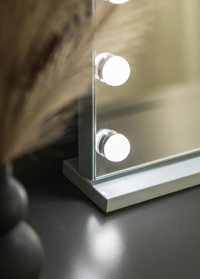 KAILA Makeupspejl Hollywood 15 Hvid 58x46 cm