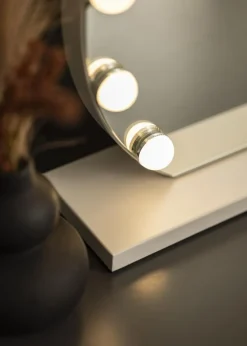 KAILA Makeupspejl V Hvid - 50x48 cm