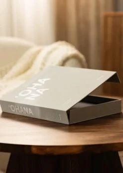 KAILA 'OHANA - Coffee Table Photo Album (60 Sorte Sider / 30 Blade)