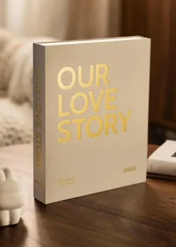 KAILA OUR LOVE STORY Creme - Coffee Table Photo Album (60 Sorte Sidere)