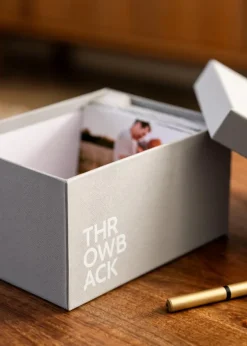 KAILA THROWBACK Fotoboks (700 billeder i 10x15 cm) - Grå