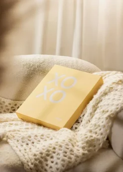 KAILA XOXO Yellow - Coffee Table Photo Album (60 Sorte Sider / 30 Blade)