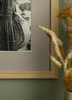 Passepartout Grå (Hvid kerne) - Bestilt efter mål