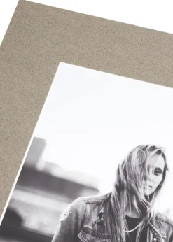 Passepartout Sandgrå (Hvid kerne) - Bestilt efter mål