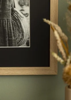 Passepartout Sort Standard (Hvid kerne) 75x75 cm (62,5x62,5)