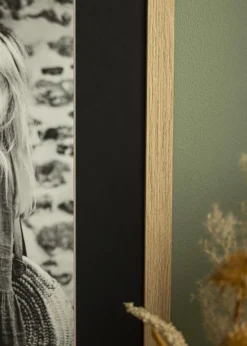 Passepartout Sort Standard (Hvid kerne) 36x49 cm (26x39)