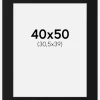 Passepartout Sort Standard (Hvid kerne) 40x50 cm (30,5x39)