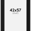 Passepartout Sort Standard (Hvid kerne) 42x57 cm (31x47)