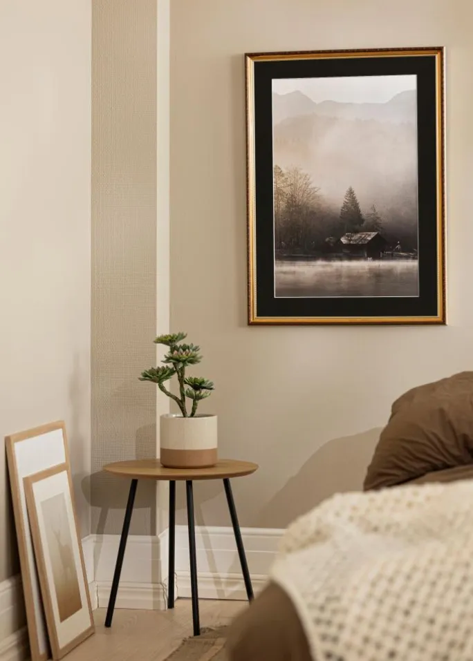 Ramme Abisko Guld 45x60 cm - Passepartout Sort 32x45 cm