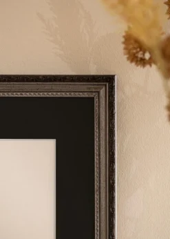 Ramme Abisko Sølv 40x50 cm - Passepartout Sort 27x35 cm