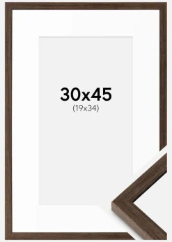 Ramme Ares Valnød 30x45 cm - Passepartout Hvid 20x35 cm