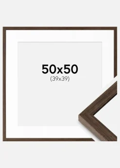 Ramme Ares Valnød 50x50 cm - Passepartout Hvid 40x40 cm