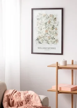 Ramme BGA Classic Valnød 59,4x84 cm - Passepartout Hvid 47x75 cm