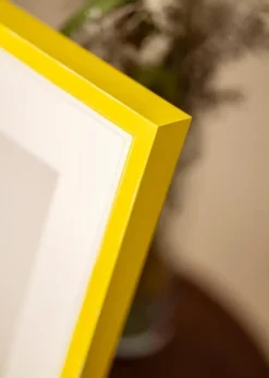 Ramme Diana Gul 40x50 cm - Passepartout Hvid 30x38 cm