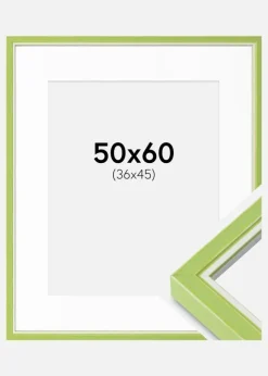 Ramme Diana Lysegrøn 50x60 cm - Passepartout Hvid 37x46 cm