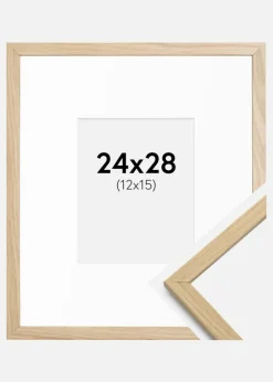 Ramme Edsbyn Eg 24x28 cm - Passepartout Hvid 13x16 cm