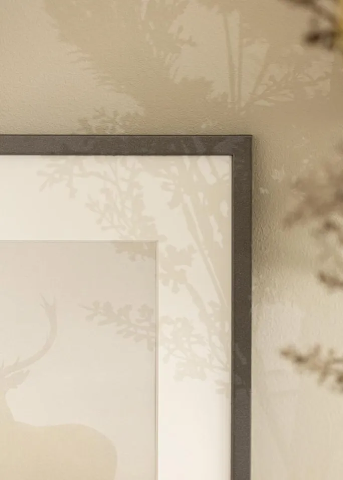 Ramme Edsbyn Grafit 30x40 cm - Passepartout Hvid 21x30 cm