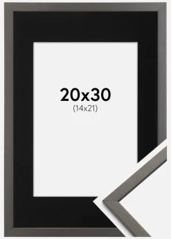 Ramme Edsbyn Grafit 20x30 cm - Passepartout Sort 15x22 cm