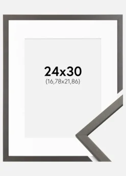 Ramme Edsbyn Grafit 24x30 cm - Passepartout Hvid 7x9 inches