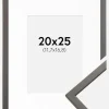 Ramme Edsbyn Grafit 20x25 cm - Passepartout Hvid 5x7 inches