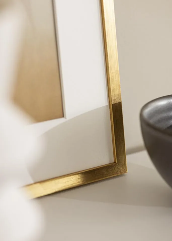 Ramme Edsbyn Guld 45x50 cm - Passepartout Hvid 35x40 cm