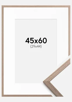 Ramme Edsbyn Lys Valnød 45x60 cm - Passepartout Hvid 30x45 cm