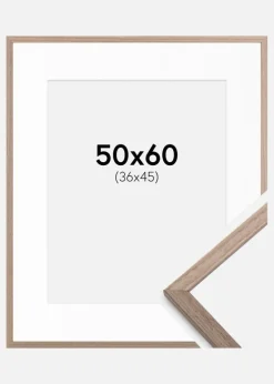 Ramme Edsbyn Lys Valnød 50x60 cm - Passepartout Hvid 37x46 cm