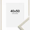 Ramme Edsbyn Sand 40x50 cm - Passepartout Hvid 27,5x37 cm