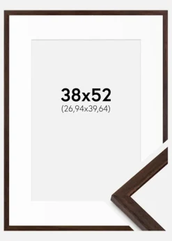 Ramme Edsbyn Valnød 38x52 cm - Passepartout Hvid 11x16 inches