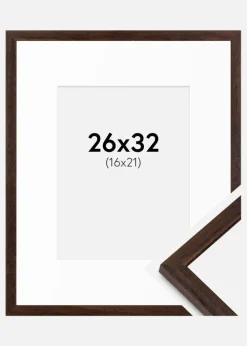 Ramme Edsbyn Valnød 26x32 cm - Passepartout Hvid 17x22 cm