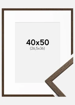 Ramme Edsbyn Valnød 40x50 cm - Passepartout Hvid 27,5x37 cm