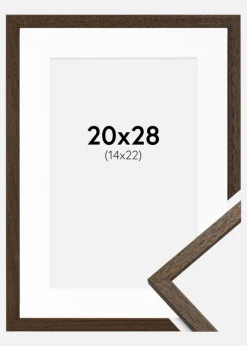 Ramme Edsbyn Valnød 20x28 cm - Passepartout Hvid 15x23 cm