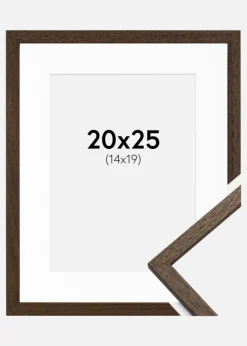 Ramme Edsbyn Valnød 20x25 cm - Passepartout Hvid 15x20 cm