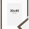 Ramme Edsbyn Valnød 30x40 cm - Passepartout Hvid 18x27 cm