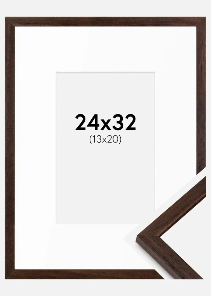 Ramme Edsbyn Valnød 24x32 cm - Passepartout Hvid 14x21 cm