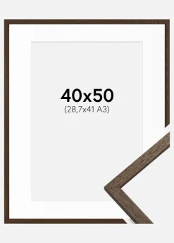 Ramme Edsbyn Valnød 40x50 cm - Passepartout Hvid 29,7x42 cm (A3)