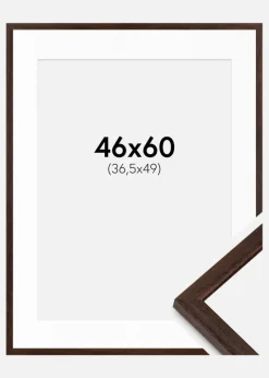 Ramme Edsbyn Valnød 46x60 cm - Passepartout Hvid 37,5x50 cm