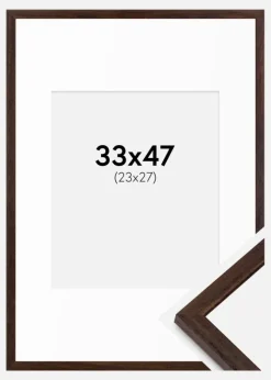 Ramme Edsbyn Valnød 33x47 cm - Passepartout Hvid 24x28 cm