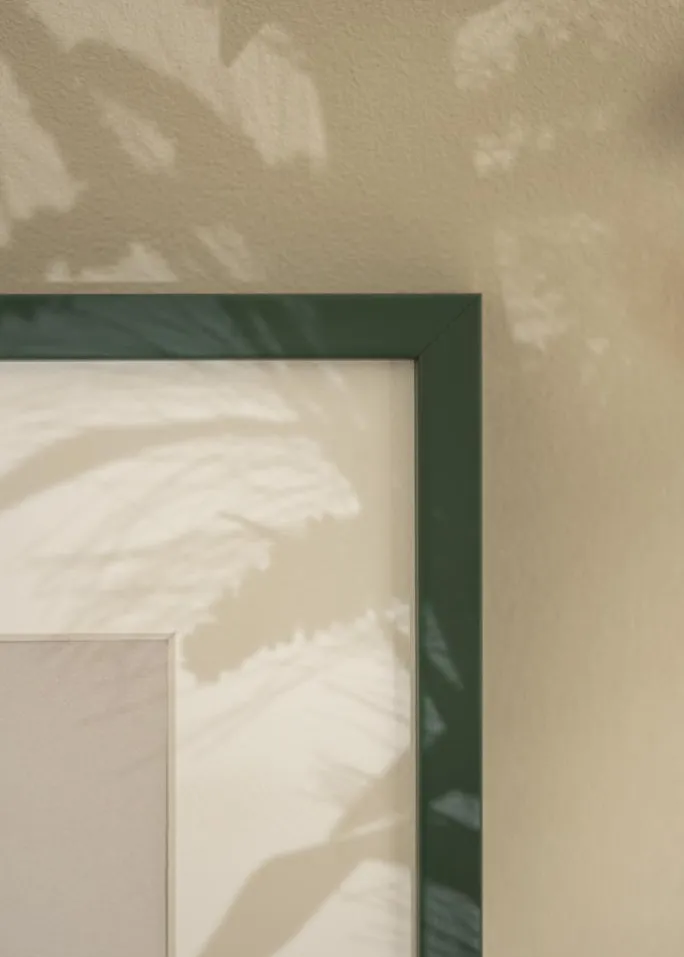 Ramme E-Line Grøn 70x100 cm - Passepartout Hvid 61x91,5 cm