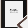 Ramme E-Line Valnød 40x50 cm - Passepartout Sort 29,7x42 cm (A3)
