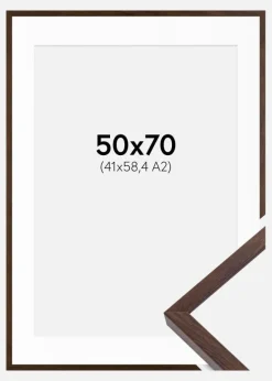 Ramme E-Line Valnød 50x70 cm - Passepartout Hvid 42x59,4 cm (A2)