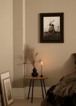 Ramme E-Line Valnød 30x40 cm - Passepartout Sort 21x29,7 cm (A4)